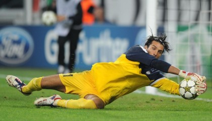 开yun体育-曼联主场艰难战平伯恩茅斯，近期状态动荡，曼联对伯恩利何时补赛