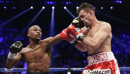 开云体育官网下载安装-“德甲劲旅稳扎稳打，期待冲击联赛顶峰”，德甲经典比赛